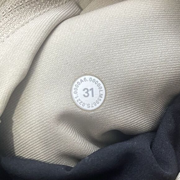 LULULEMON Lululemon ABC Pant Classic Size 31 Khaki 28” Inseam Warpstreme Active - Picture 7 of 11